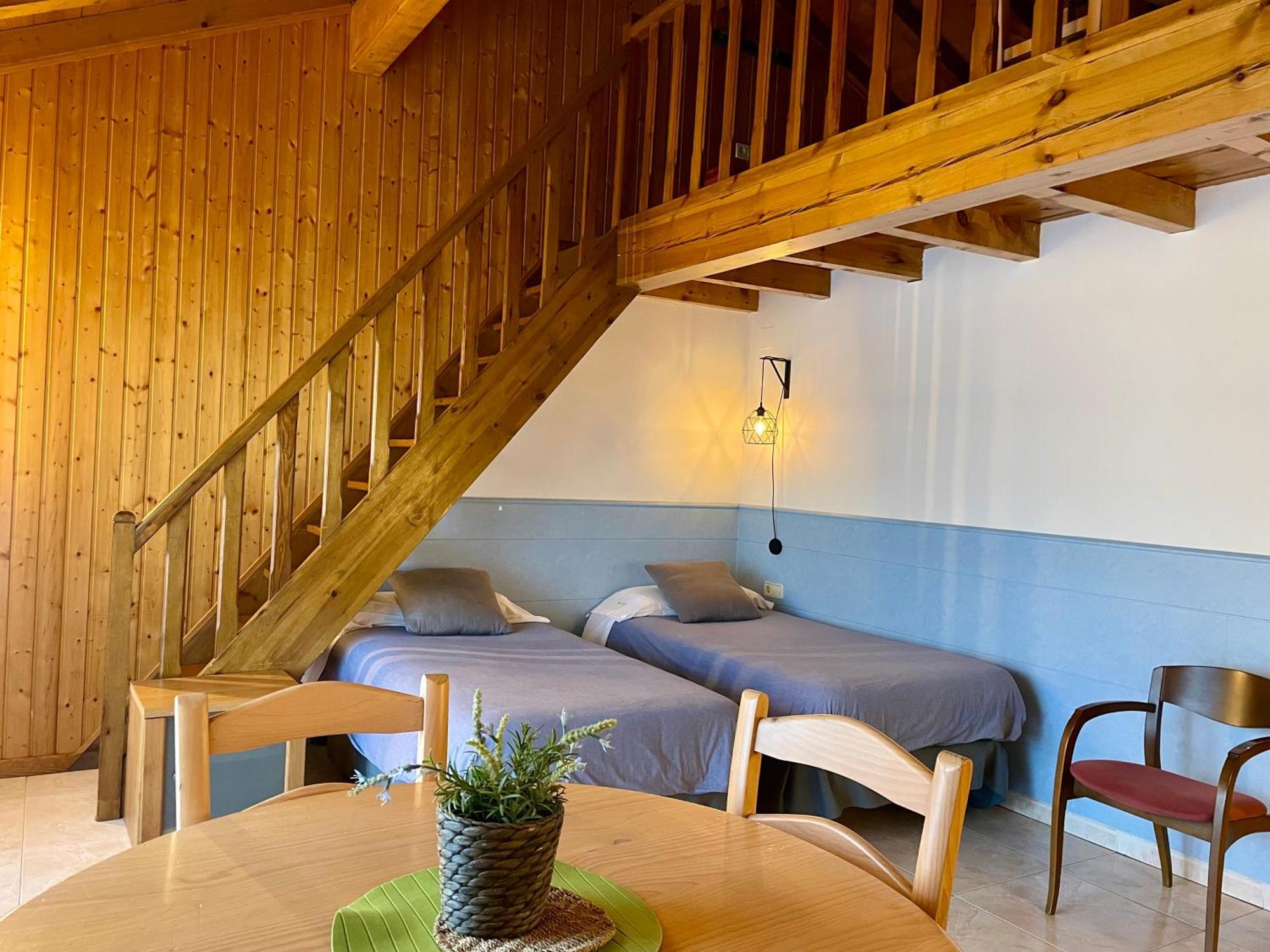 Aparthotel Les Corts Льивия Экстерьер фото